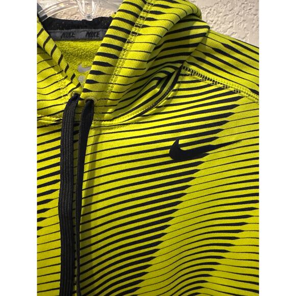 Men’s Nike Dri Fit Hoodie. Size Medium - Picture 3 of 4